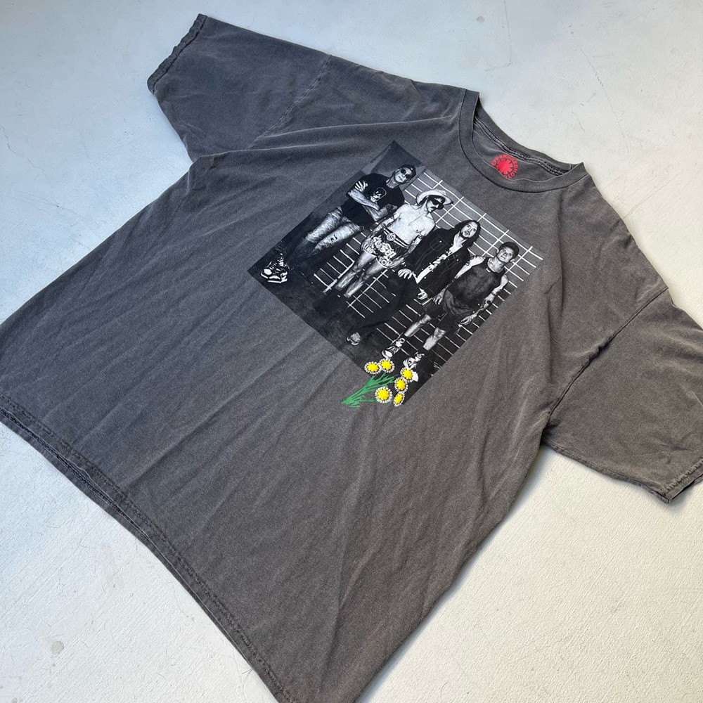 Official Red Hot Chili Peppers Tour Shirt Unlimited Love World Tour 2022-2023